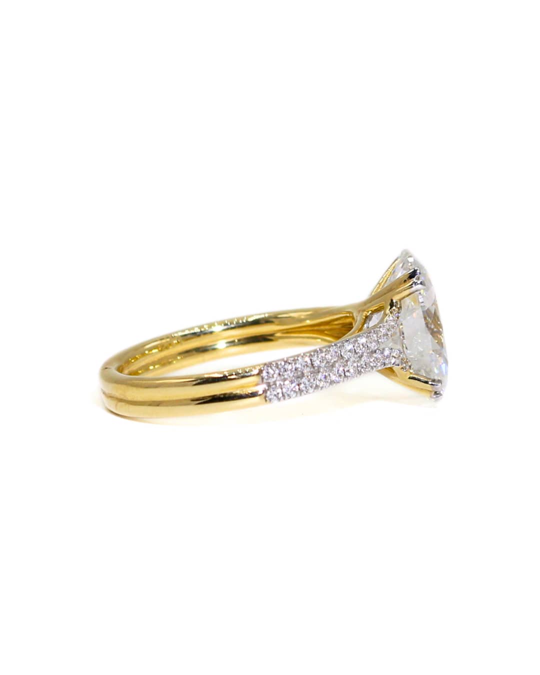 Capri Engagement Ring 3.55ctw oval two row split shank ring in 14ky
